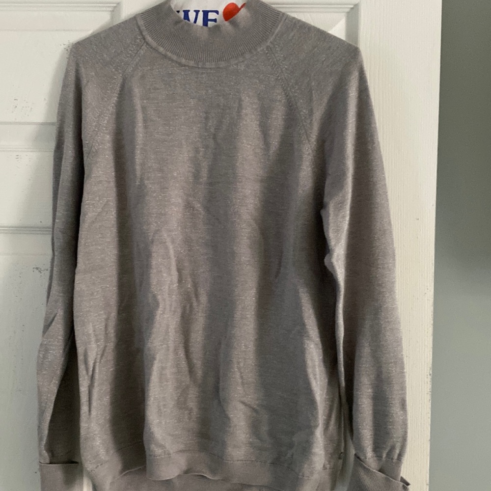 Gently worn lululemon mock neck sweater sparkle grey sz 10
